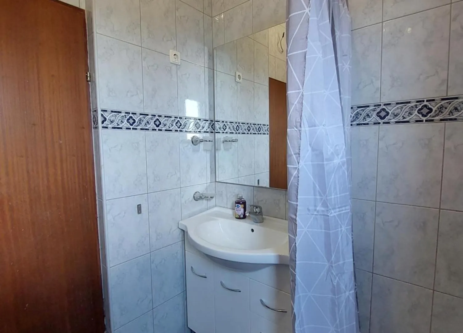 Apartments Miletic Zdrelac 0*,